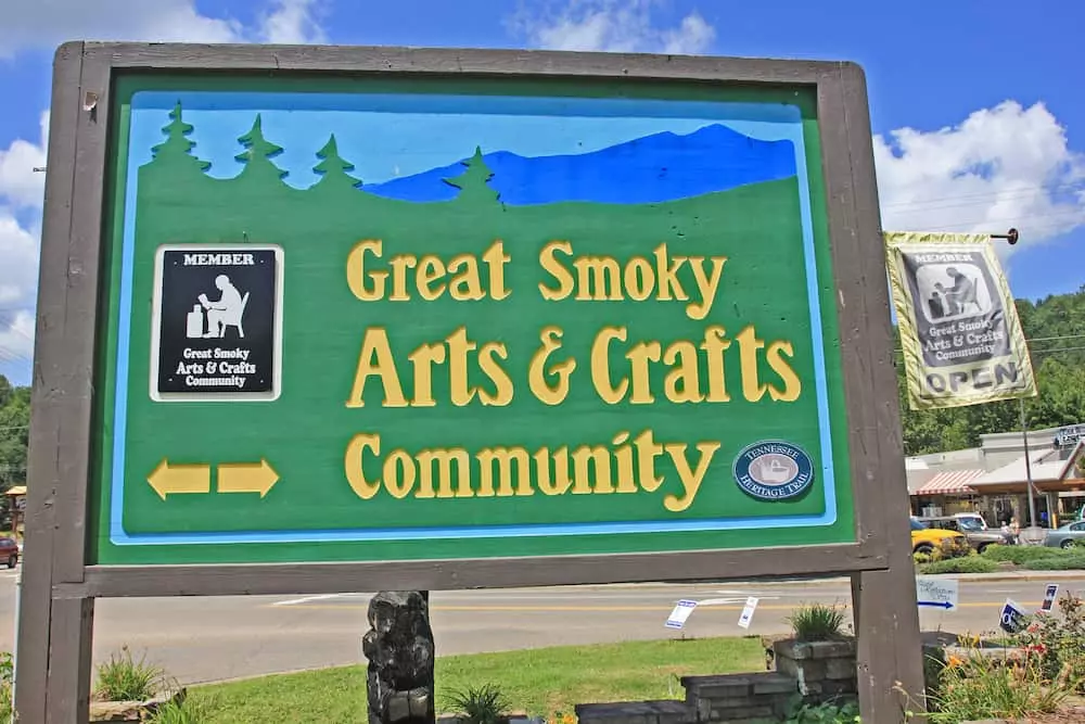 great smoky arts and crafts community  is one of the top hidden gems in Tennessee