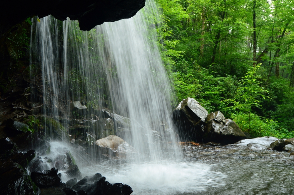 grotto falls trail is one of the top easy hiking trails in the Smoky Mountains